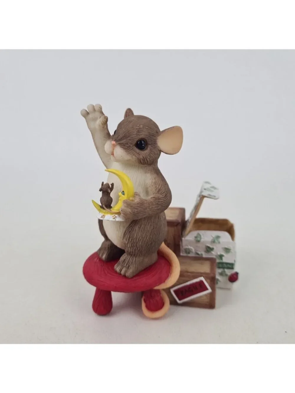 Charming Tails Fitz And Floyd Reaching For A Memory & Mini Curio Cabinet Set